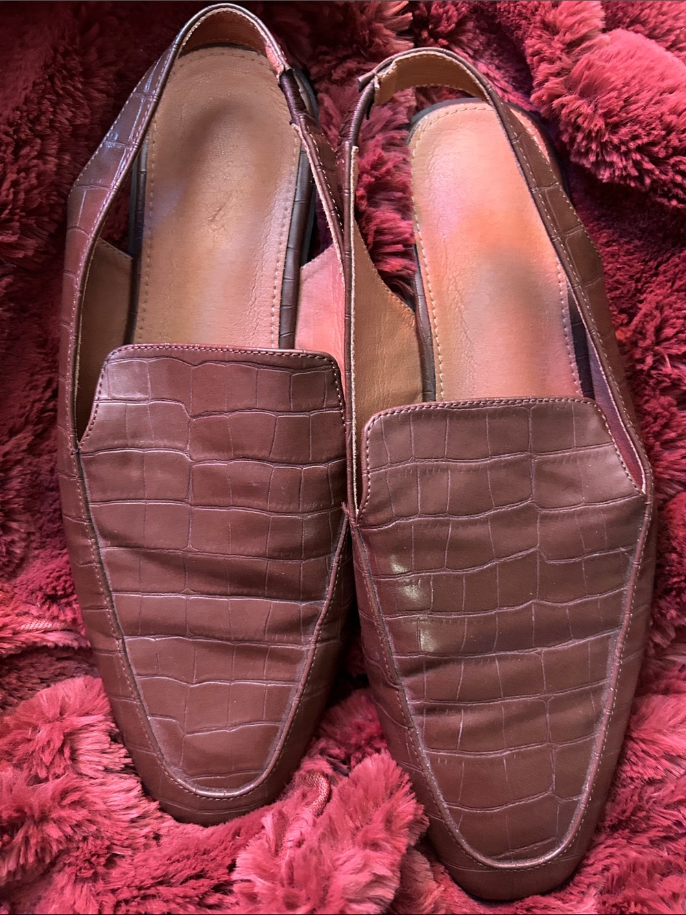 Womens Croc-Embossed Slingback Loafers in Brown